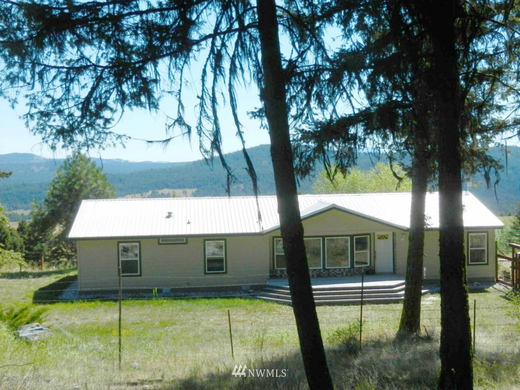 545 Nealey Road Oroville, WA 98844 - Photo 2 of 20 Gallery Image 2