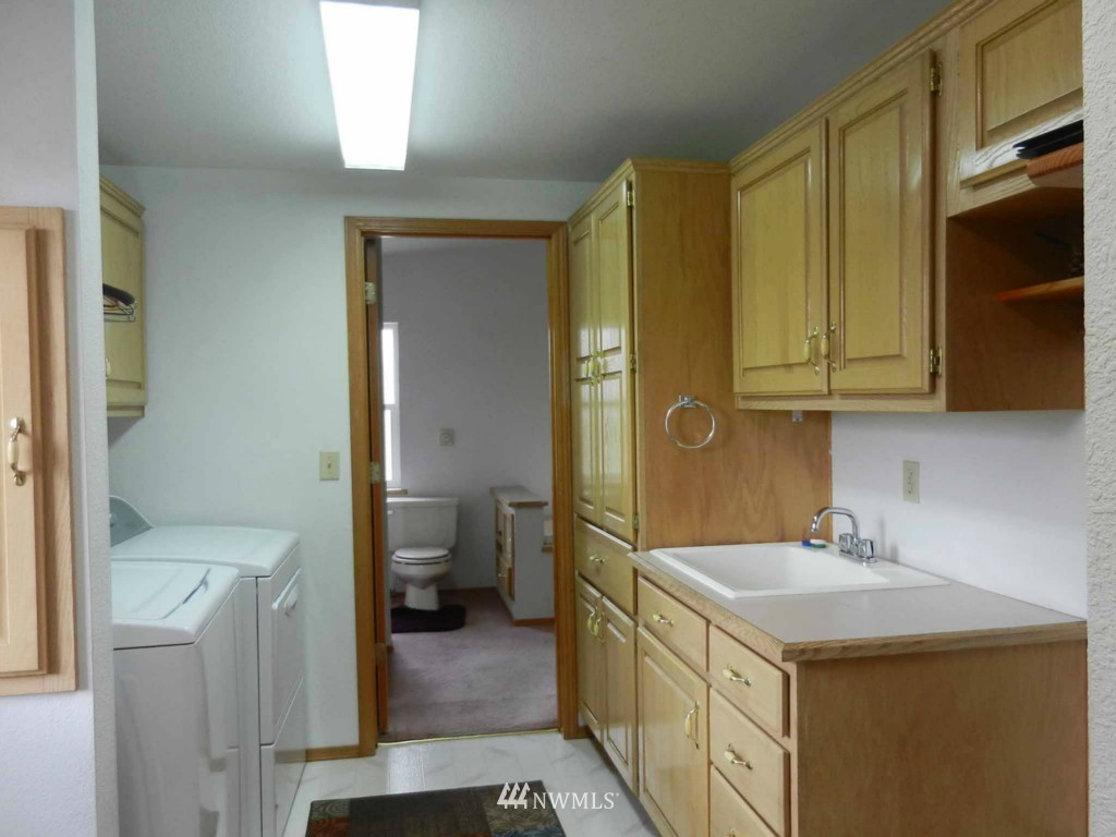 545 Nealey Road Oroville, WA 98844 - Photo 11 of 20 Gallery Image 11
