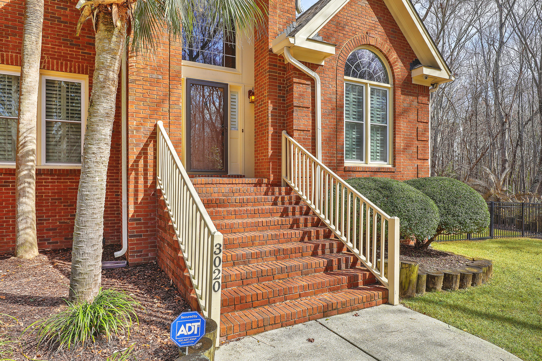 3020 Linksland Road Mount Pleasant, SC 29466 - Photo 32 of 36 1R3A8176_7_8