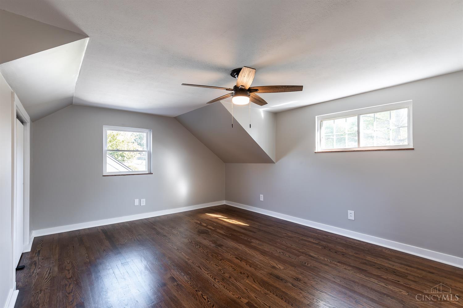 471 Anderson Ferry Road Cincinnati, OH 45238 - Photo 23 of 41