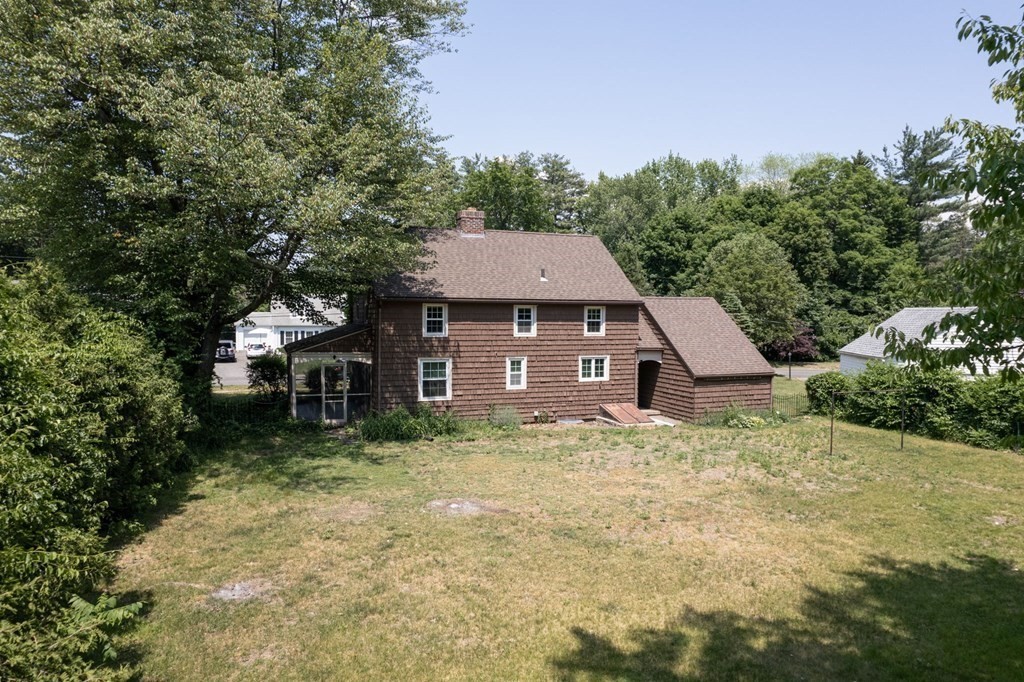 41 Cooley Drive Longmeadow, MA 01106 - Photo 3 of 30 a house with trees in the background