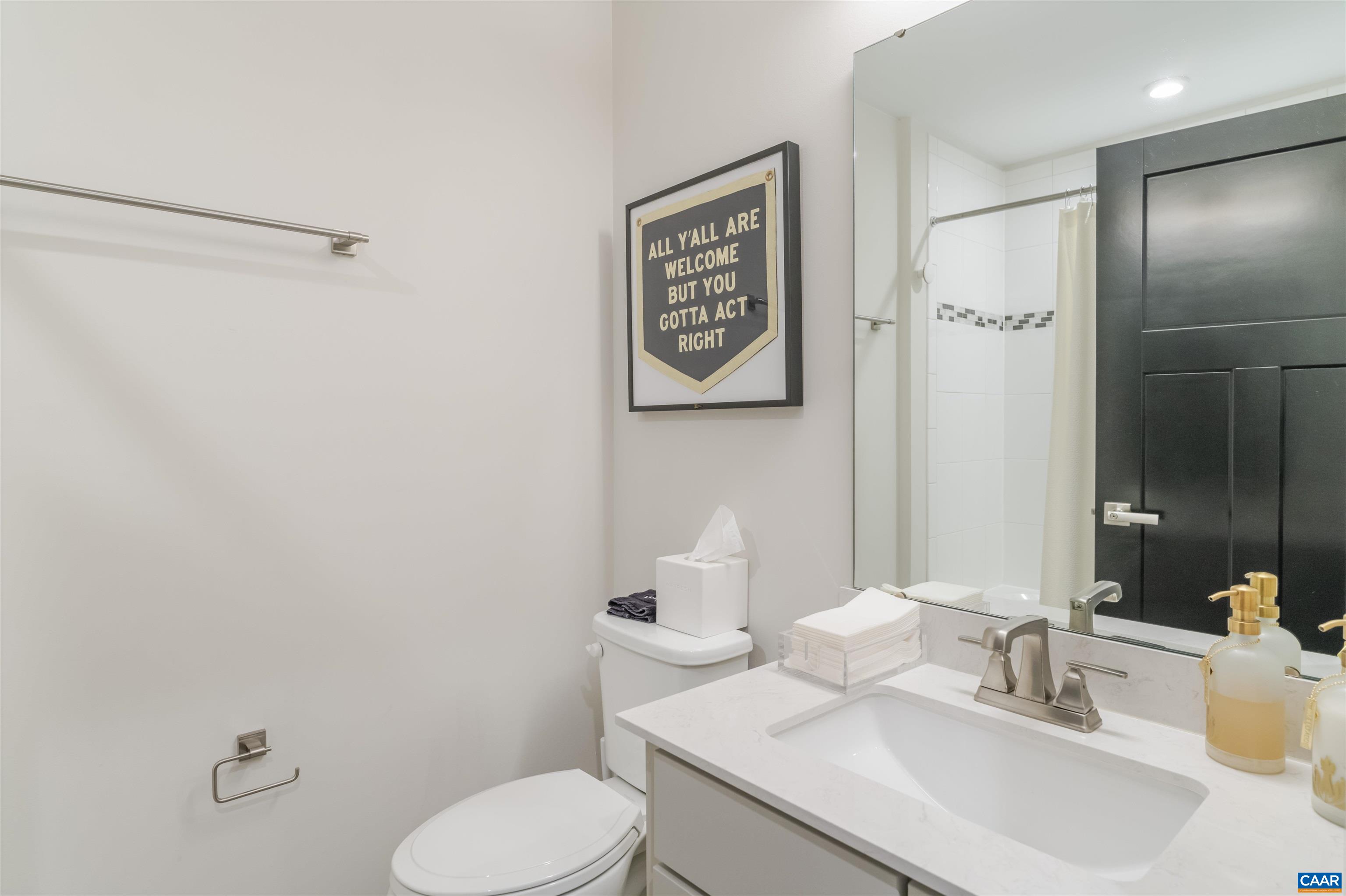 359 Winding Road Keswick, VA 22947 - Photo 31 of 56 Bathroom #3- 2nd Floor