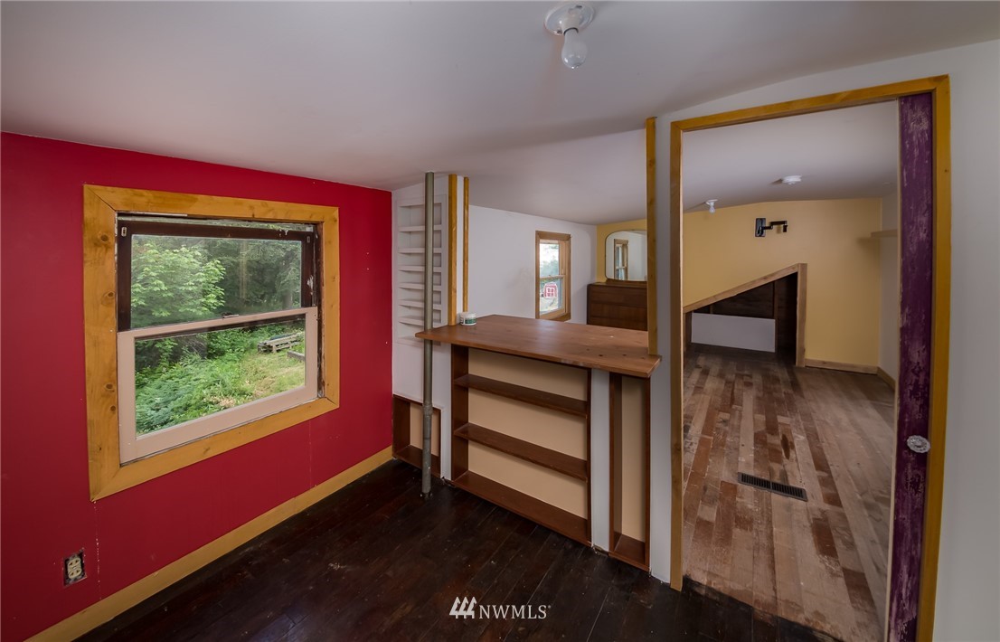 7018 Johnson Road Northeast Federal Way, WA 98422 - Photo 11 of 14
