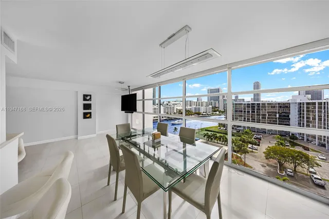 $3,100 | 600 Parkview Drive, Unit 1114, Hallandale Beach, FL 33009