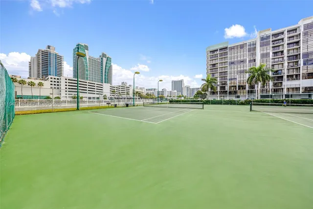 $3,100 | 600 Parkview Drive, Unit 1114, Hallandale Beach, FL 33009