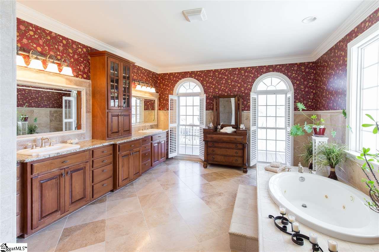 175 Waters Road Taylors, SC 29687 - Photo 19 of 36 Gallery Image 19