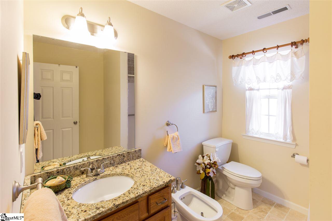 175 Waters Road Taylors, SC 29687 - Photo 29 of 36 Gallery Image 29