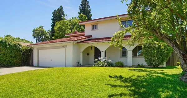 $599,000 | 9916 El Chorlito Drive, Rancho Cordova, CA 95670