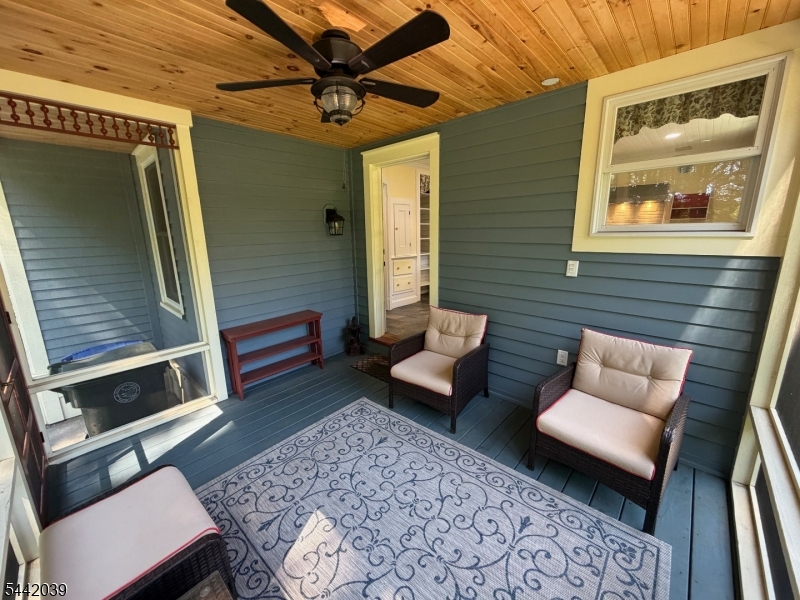 689 Bartley Road Flanders, NJ 07836 - Photo 9 of 37