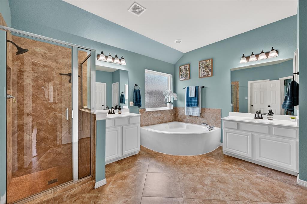 1404 Spring Ridge Lane Flower Mound, TX 75028 - Photo 20 of 36