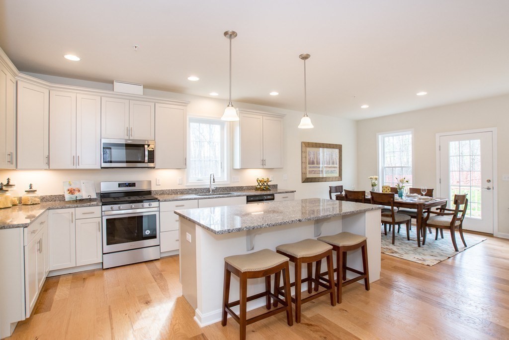 84 Shannon Way, Unit 9728 Upton, MA 01568 - Photo 1 of 17