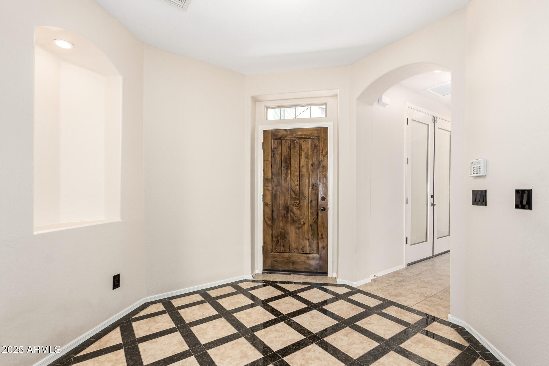 18475 Verdin Road Goodyear, AZ 85338 - Photo 8 of 62 Entrance