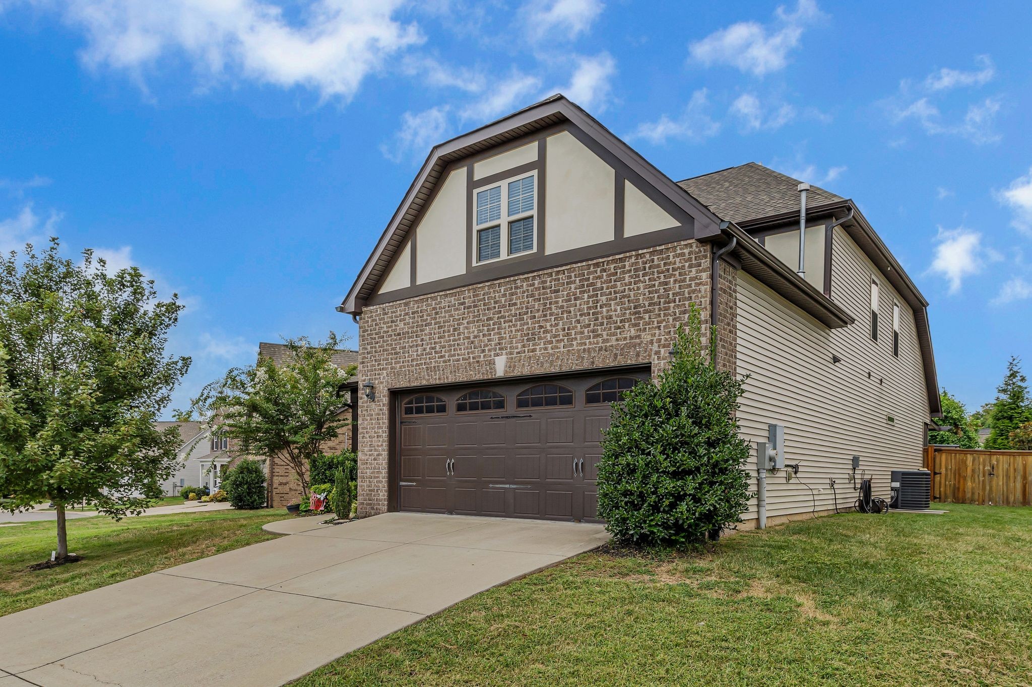 1360 Coates Lane Gallatin, TN 37066 - Photo 2 of 45