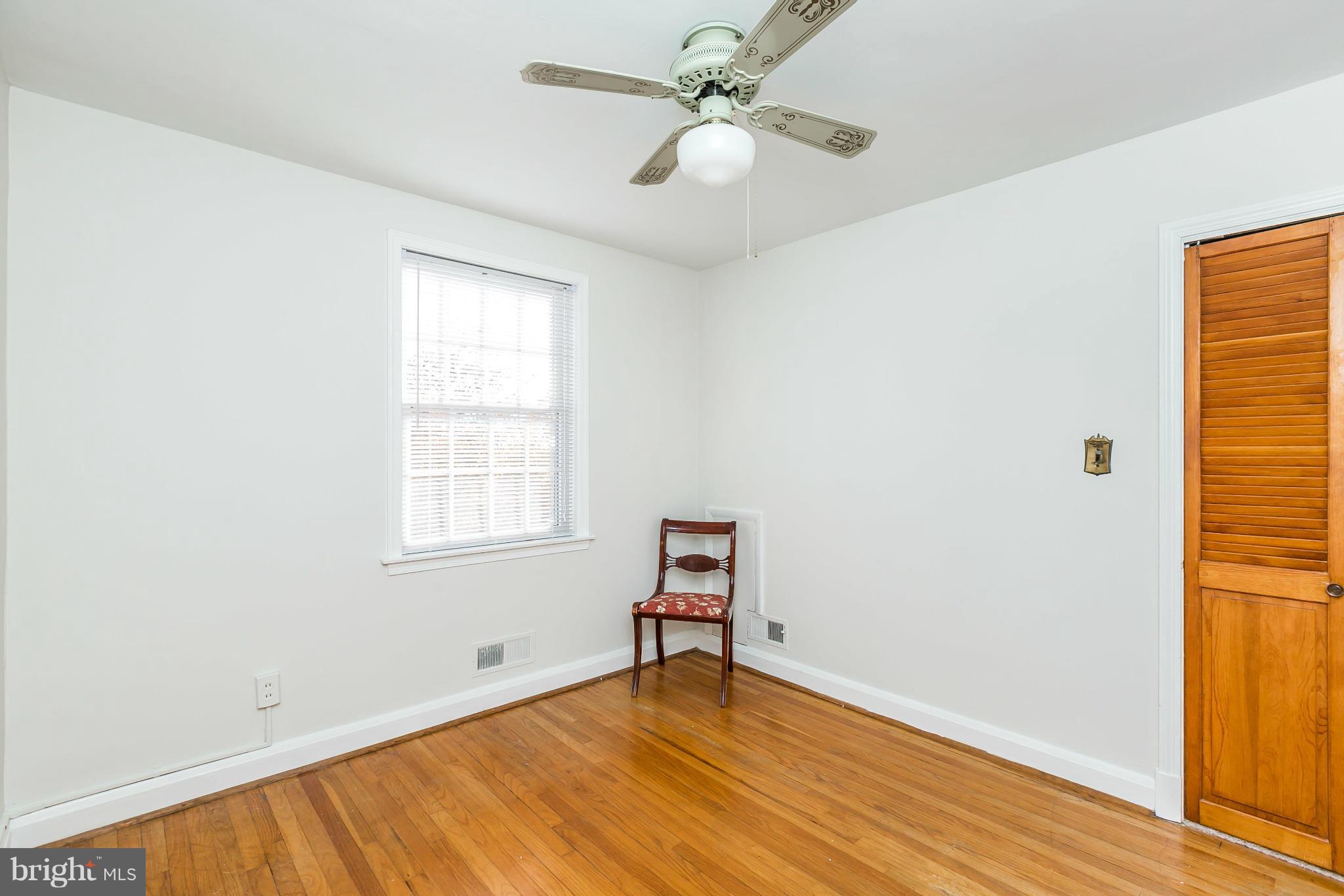 1809 Dunmere Road Baltimore, MD 21222 - Photo 19 of 25 Bedroom 2