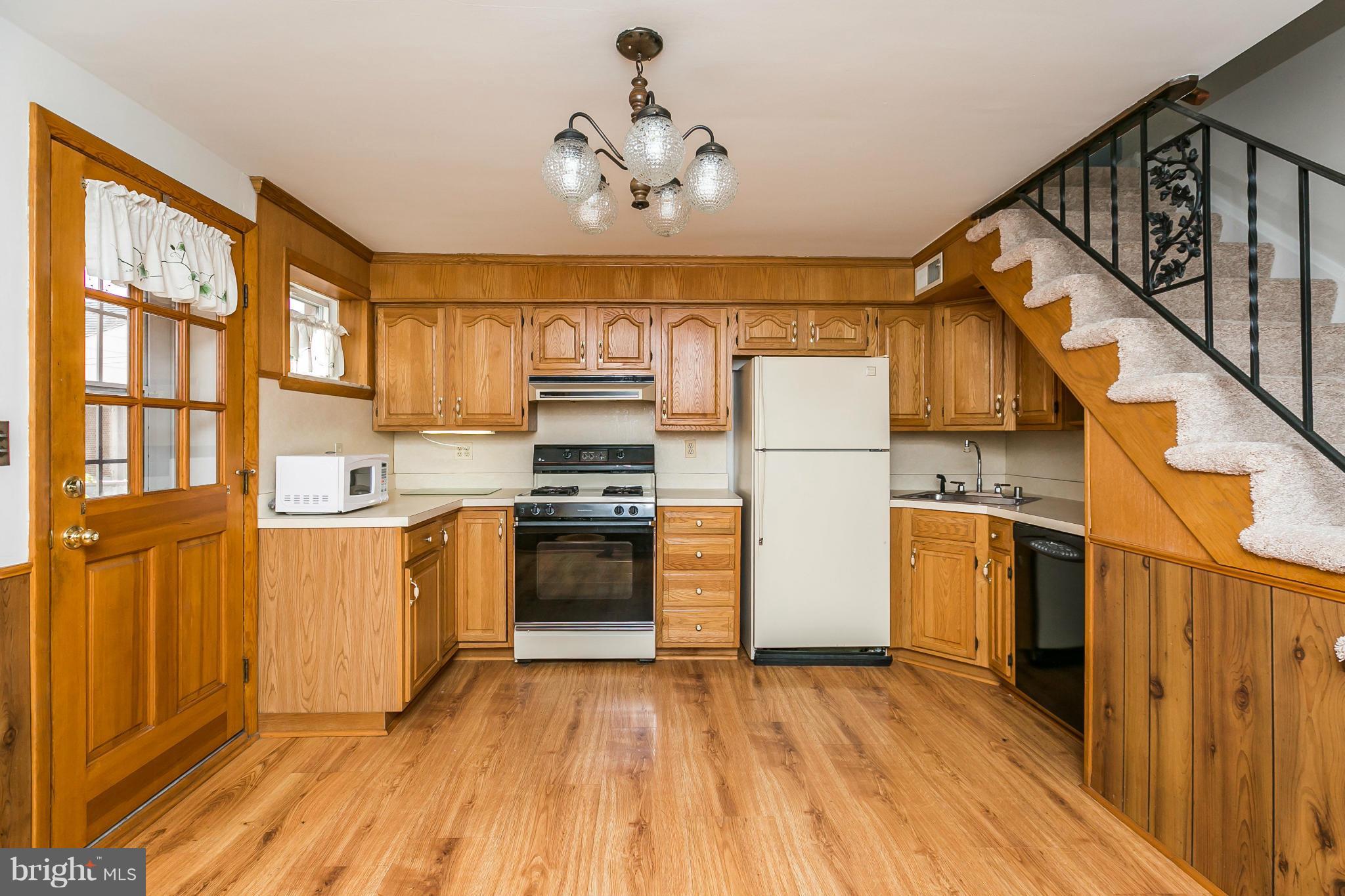 1809 Dunmere Road Baltimore, MD 21222 - Photo 10 of 25 Kitchen