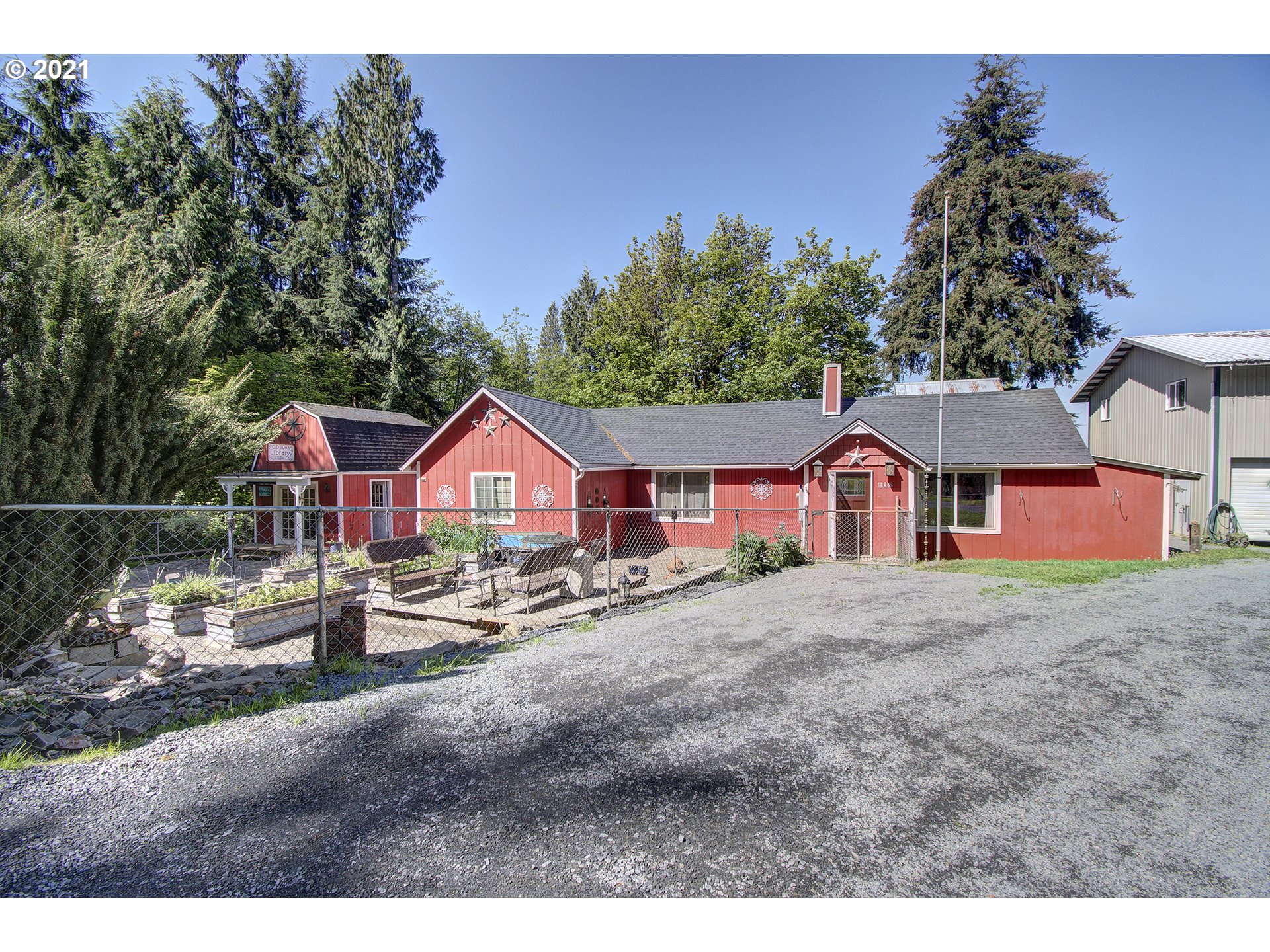 315 Ferncrest Road Longview, WA 98632 - Photo 2 of 31