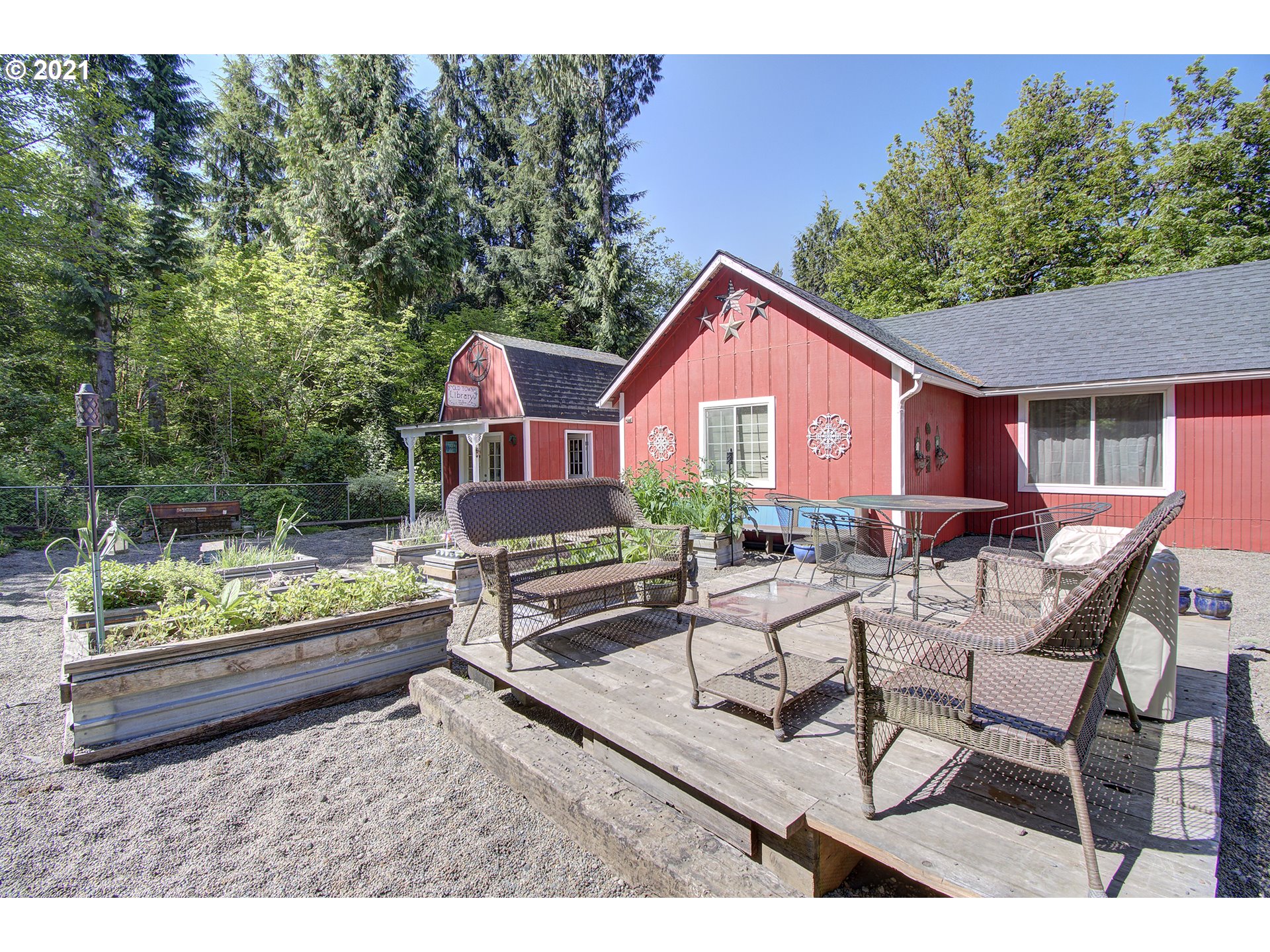 315 Ferncrest Road Longview, WA 98632 - Photo 4 of 31