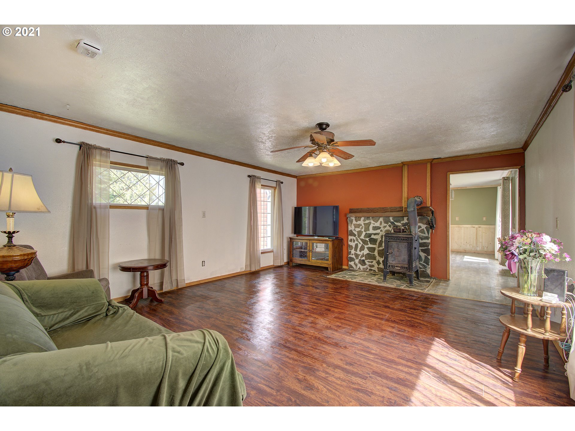 315 Ferncrest Road Longview, WA 98632 - Photo 6 of 31