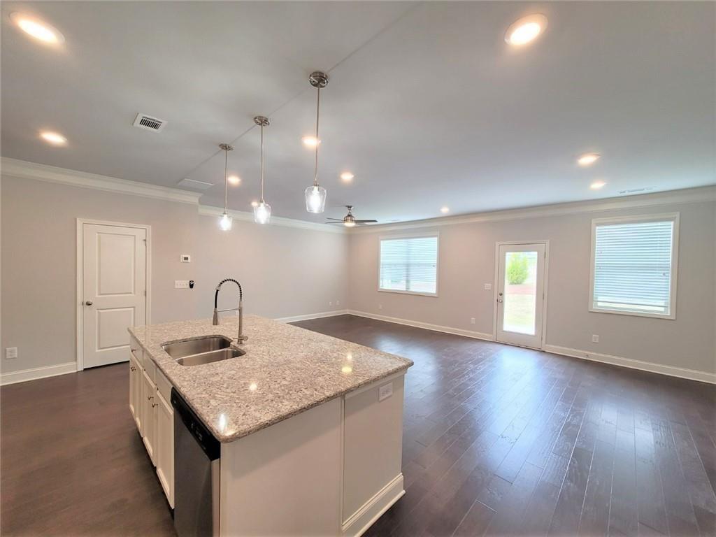 3343 Stefan Ridge Way Buford, GA 30519 - Photo 4 of 12