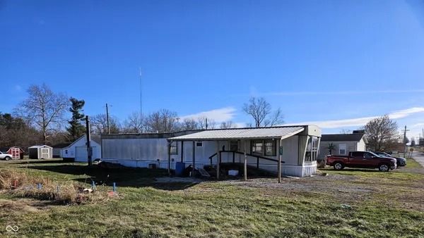 $28,000 | 187 2nd Street, Switz City, IN 47465