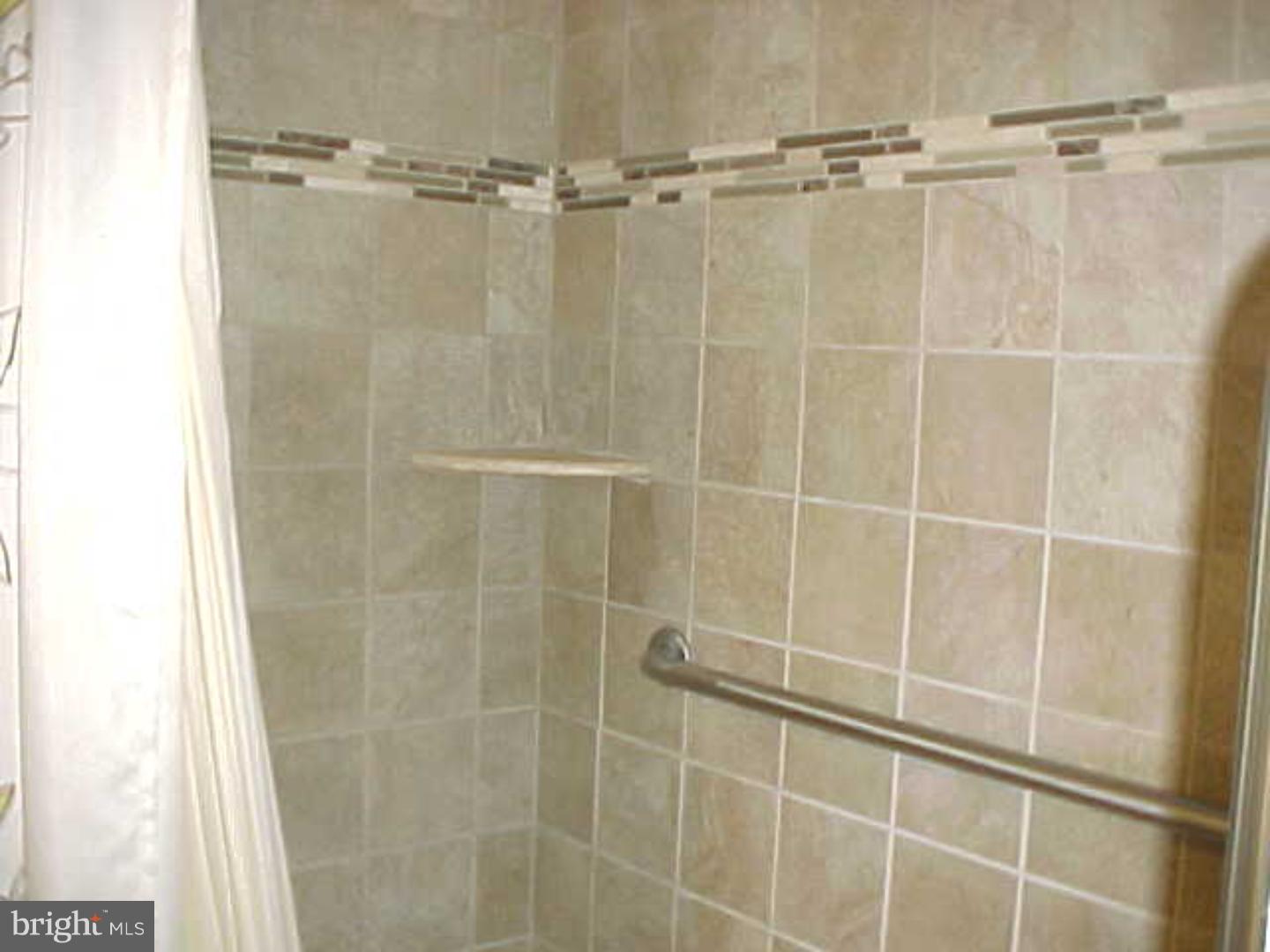 221 West Roland Road Brookhaven, PA 19015 - Photo 14 of 21 Gallery Image 14