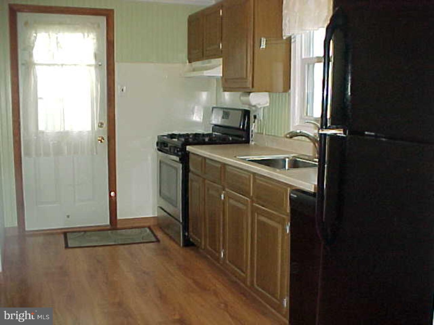 221 West Roland Road Brookhaven, PA 19015 - Photo 5 of 21 Gallery Image 5