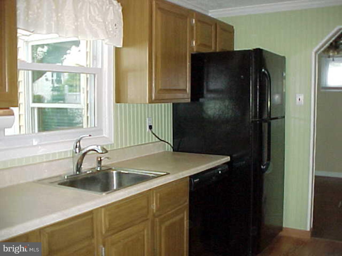 221 West Roland Road Brookhaven, PA 19015 - Photo 8 of 21 Gallery Image 8