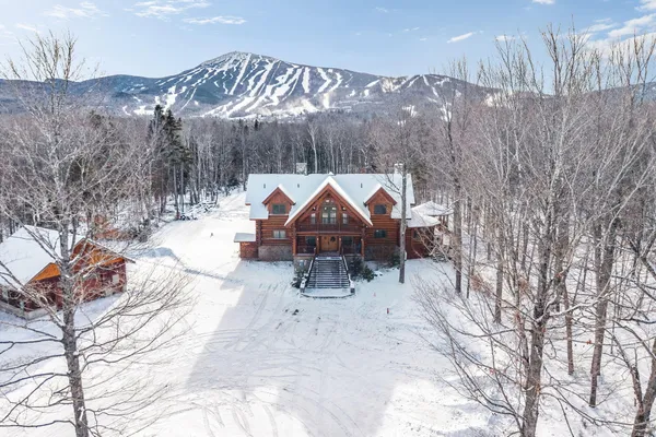 $2,300,000 | 5008 Twin Brook Road, Carrabassett Valley, ME 04947
