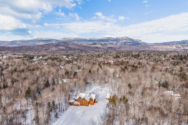 $2,980,000 | 5008 Twin Brook Road, Carrabassett Valley, ME 04947