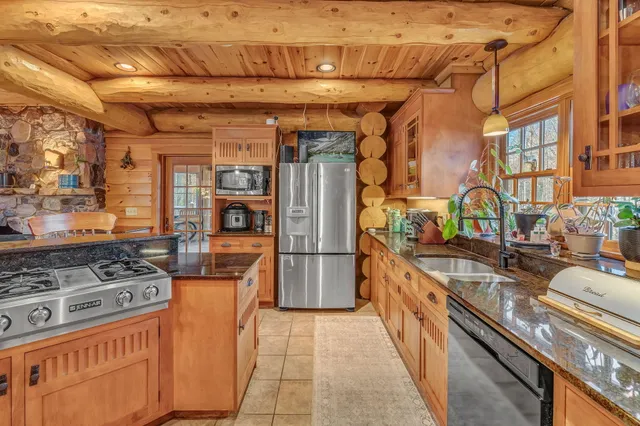 $2,980,000 | 5008 Twin Brook Road, Carrabassett Valley, ME 04947