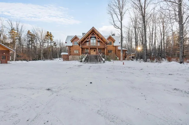 $2,980,000 | 5008 Twin Brook Road, Carrabassett Valley, ME 04947