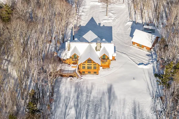 $2,300,000 | 5008 Twin Brook Road, Carrabassett Valley, ME 04947