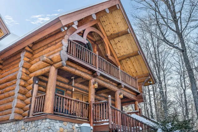 $2,980,000 | 5008 Twin Brook Road, Carrabassett Valley, ME 04947