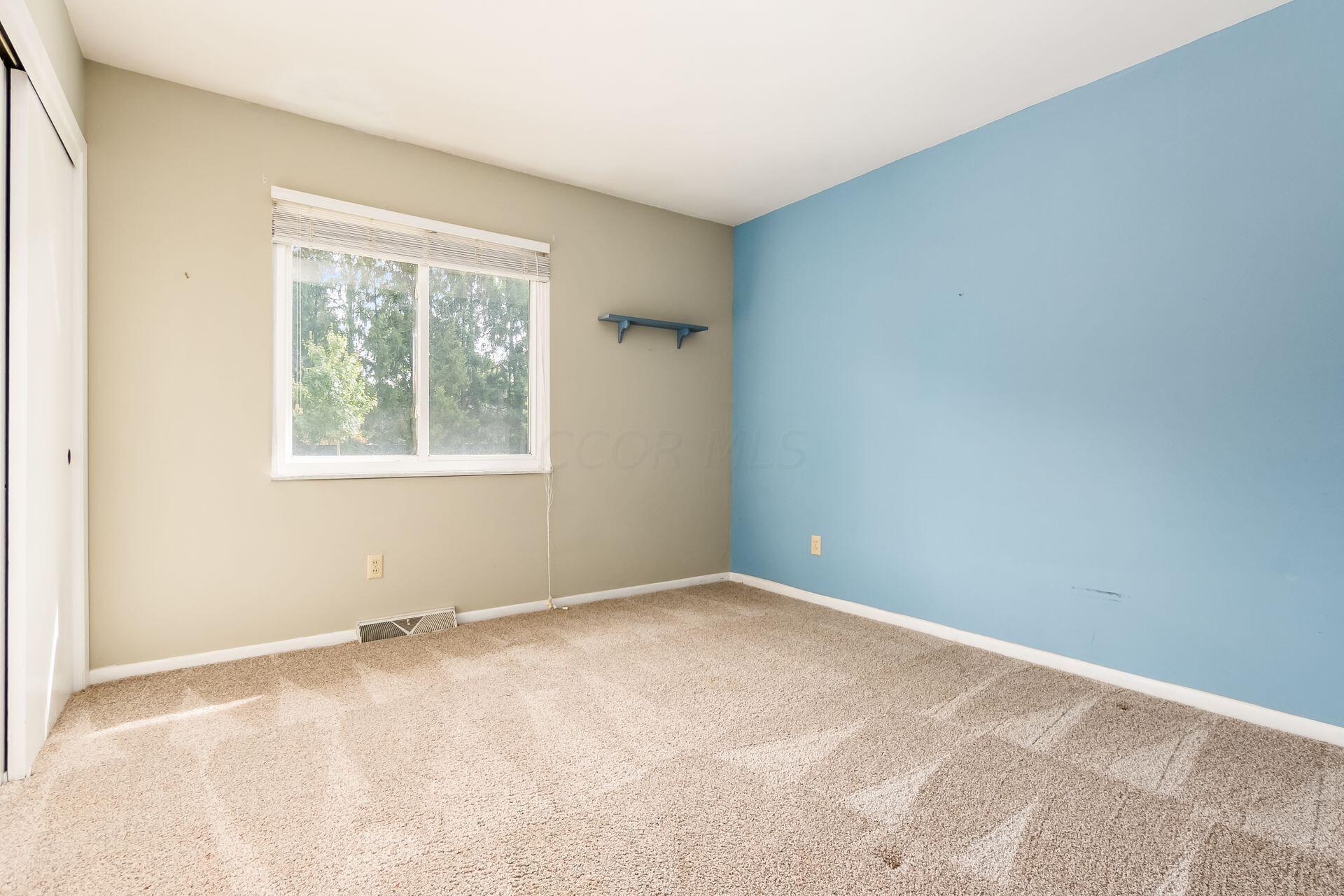 1620 Ardwick Road Columbus, OH 43220 - Photo 27 of 38 3rd bedroom