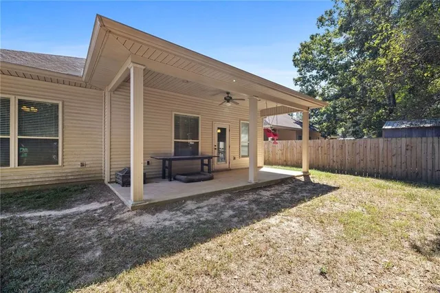 $299,750 | 39387 Meadow Ridge Lane, Ponchatoula, LA 70454