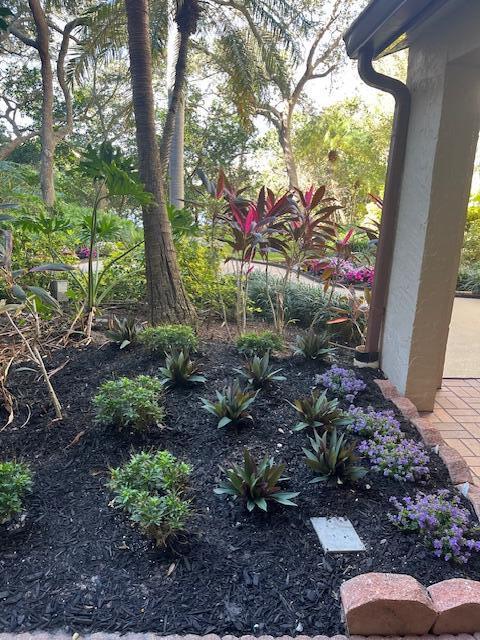 500 Ocean Trail Way, Unit 210 Jupiter, FL 33477 - Photo 27 of 41 Landscaping