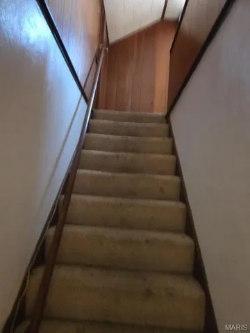 $79,900 | 1067 Melvin Drive, St. Louis, MO 63137