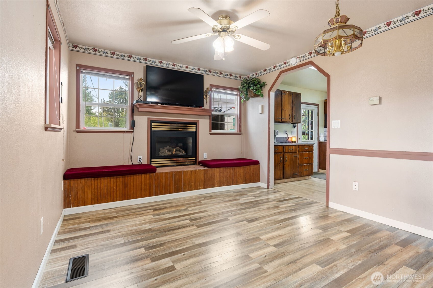 811 Northeast 2nd Street Winlock, WA 98596 - Photo 10 of 38
