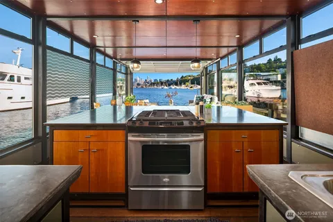 $650,000 | 1301 North Northlake Way, Seattle, WA 98103