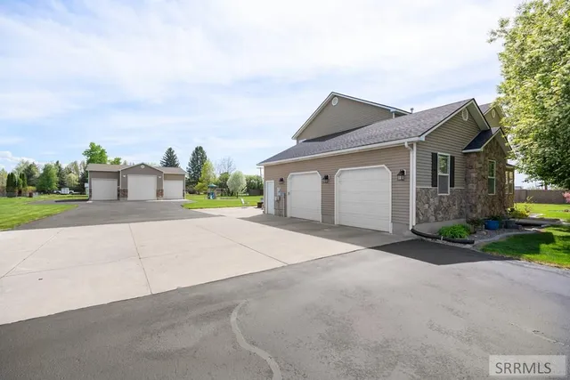 $725,000 | 3902 East 154 North, Rigby, ID 83442