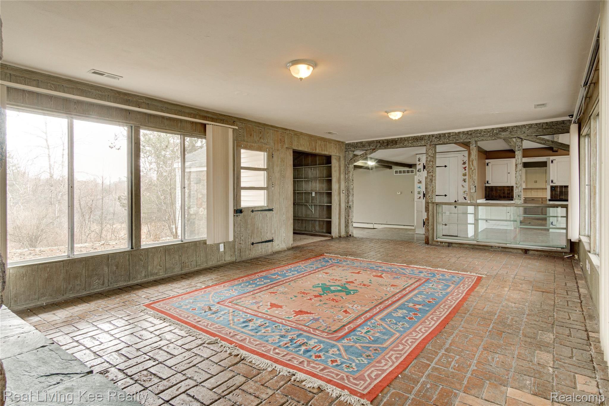 1267 Lake George Road Oakland, MI 48363 - Photo 42 of 80 Interiors (13 of 55).jpg