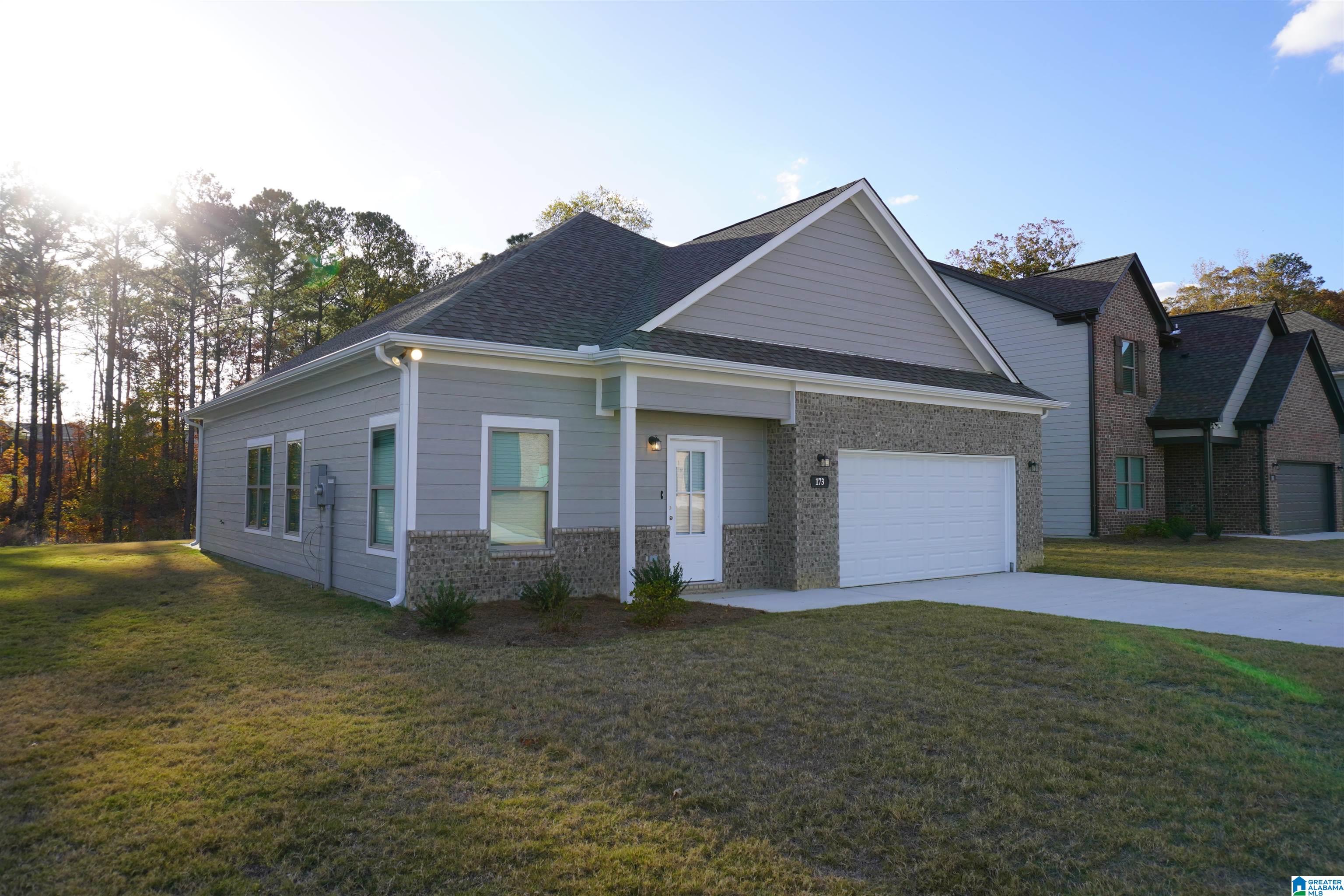 173 Kings Way Jasper, AL 35503 - Photo 1 of 26 Gallery Image 1