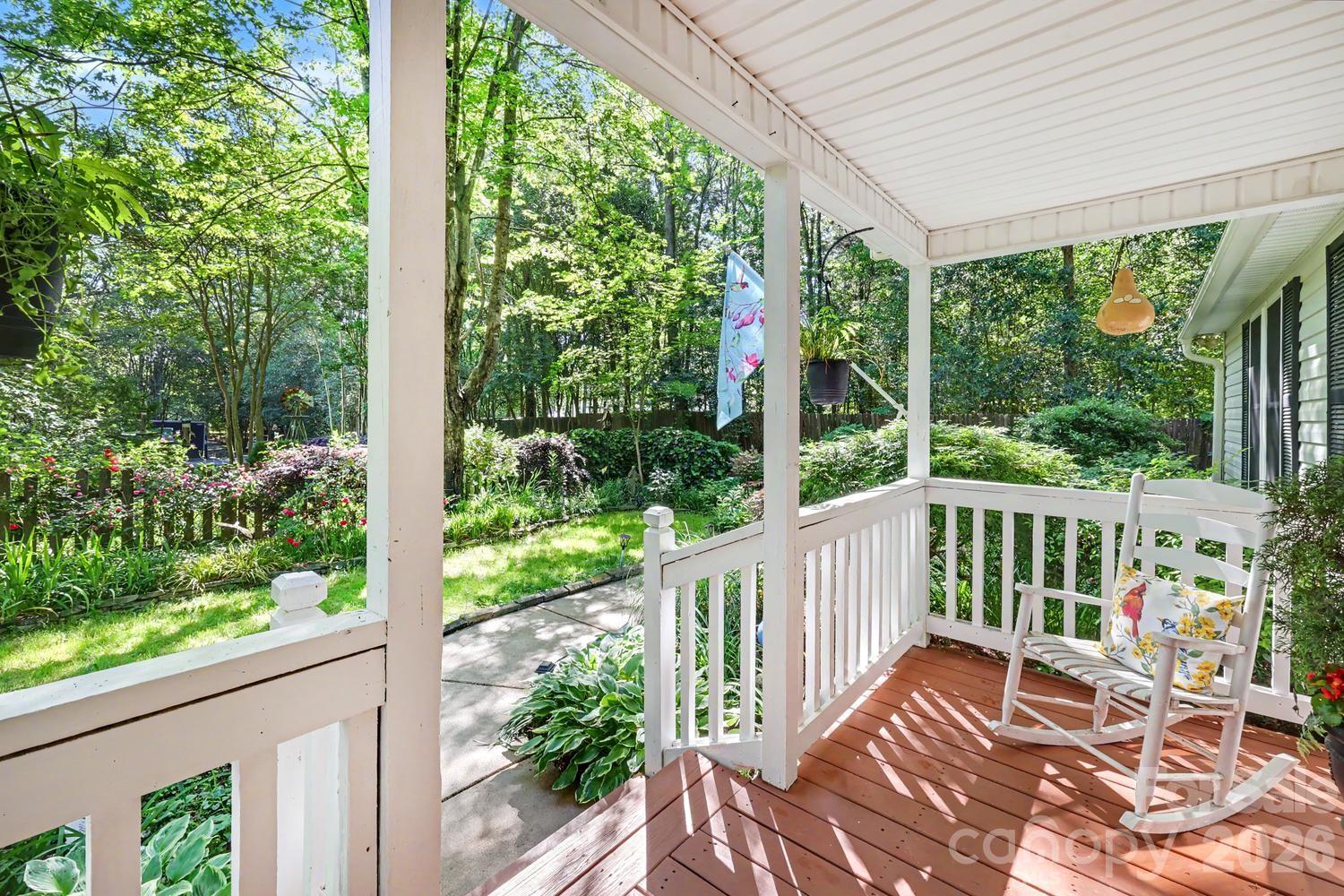 10112 Idlewild Road Matthews, NC 28105 - Photo 11 of 46
