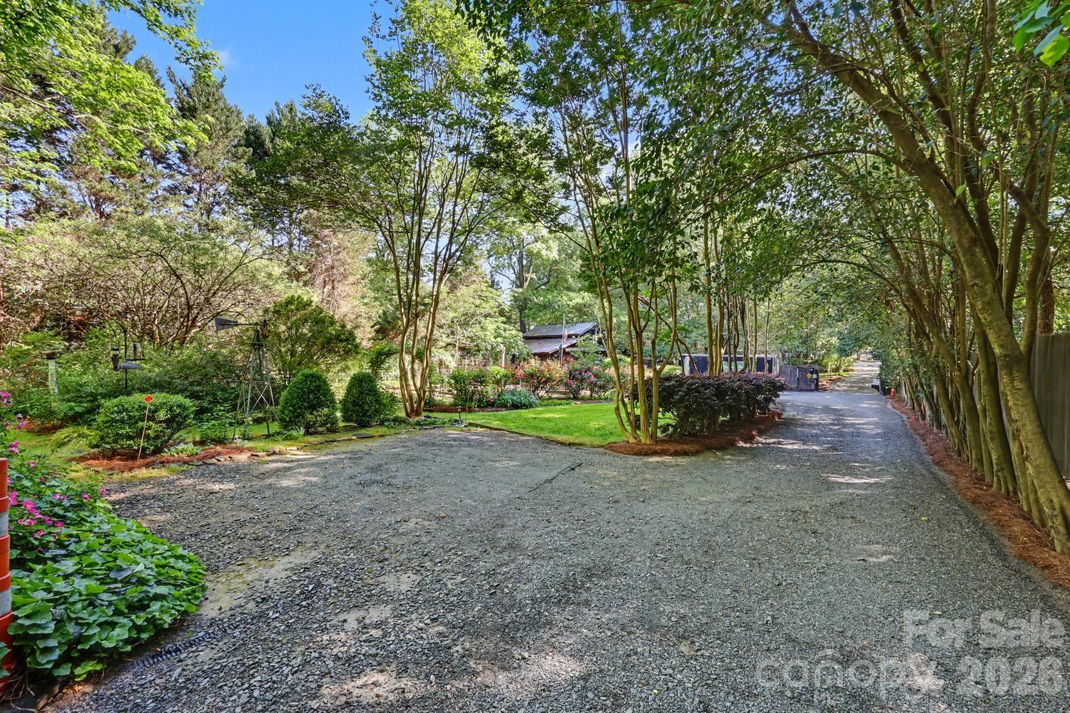 10112 Idlewild Road Matthews, NC 28105 - Photo 43 of 46
