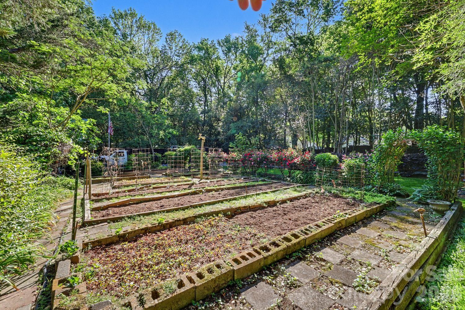 10112 Idlewild Road Matthews, NC 28105 - Photo 45 of 46