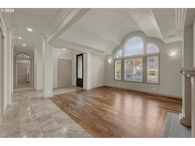 $925,000 | 3234 Riverplace Drive, Eugene, OR 97401