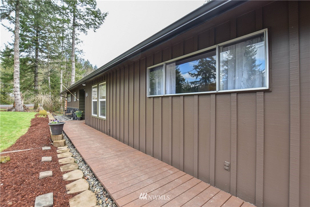 1245 Ostrander Road Kelso, WA 98626 - Photo 3 of 25 Gallery Image 3