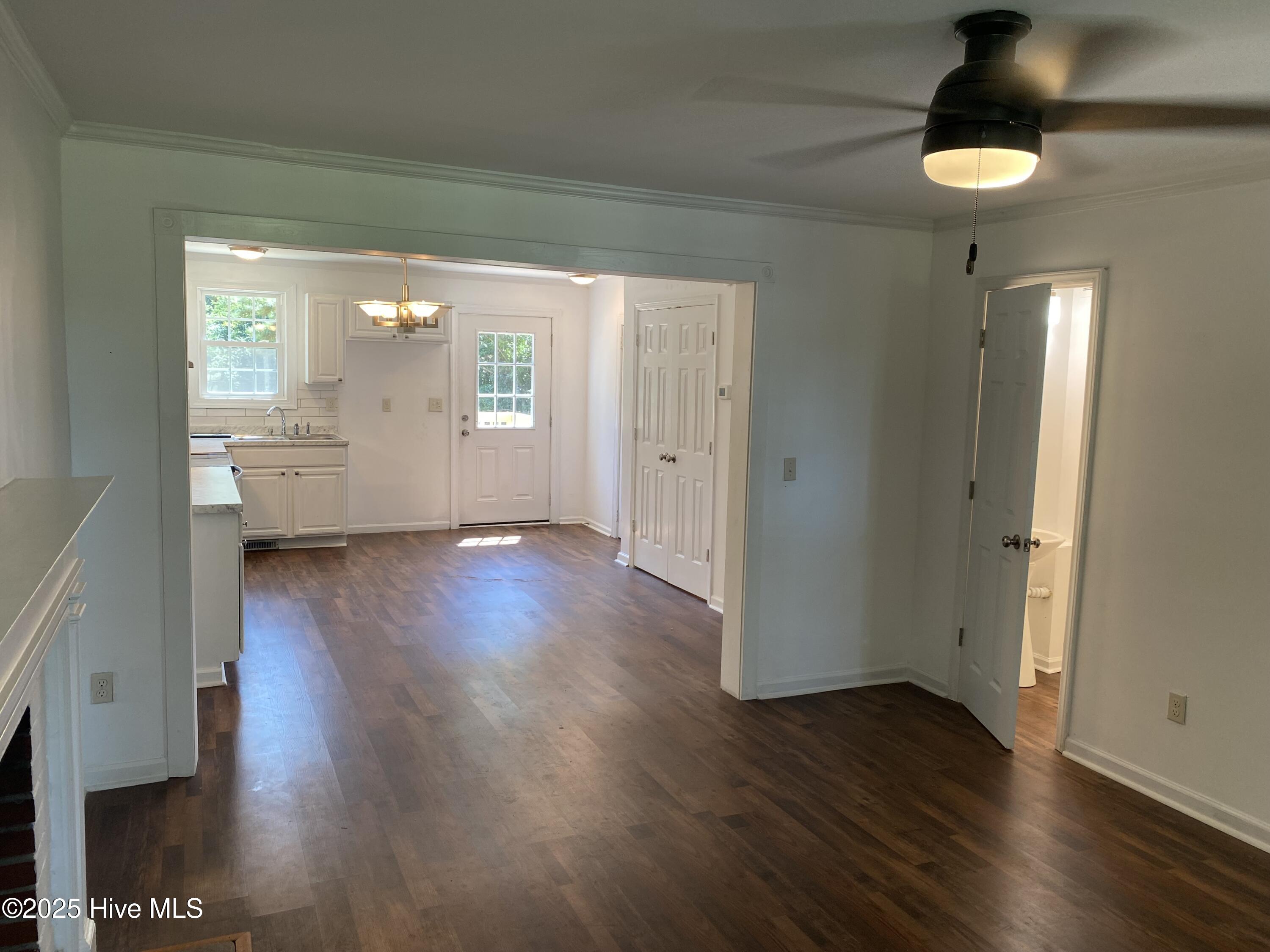 5937 Leonard Road Nashville, NC 27856 - Photo 5 of 32 IMG_2069