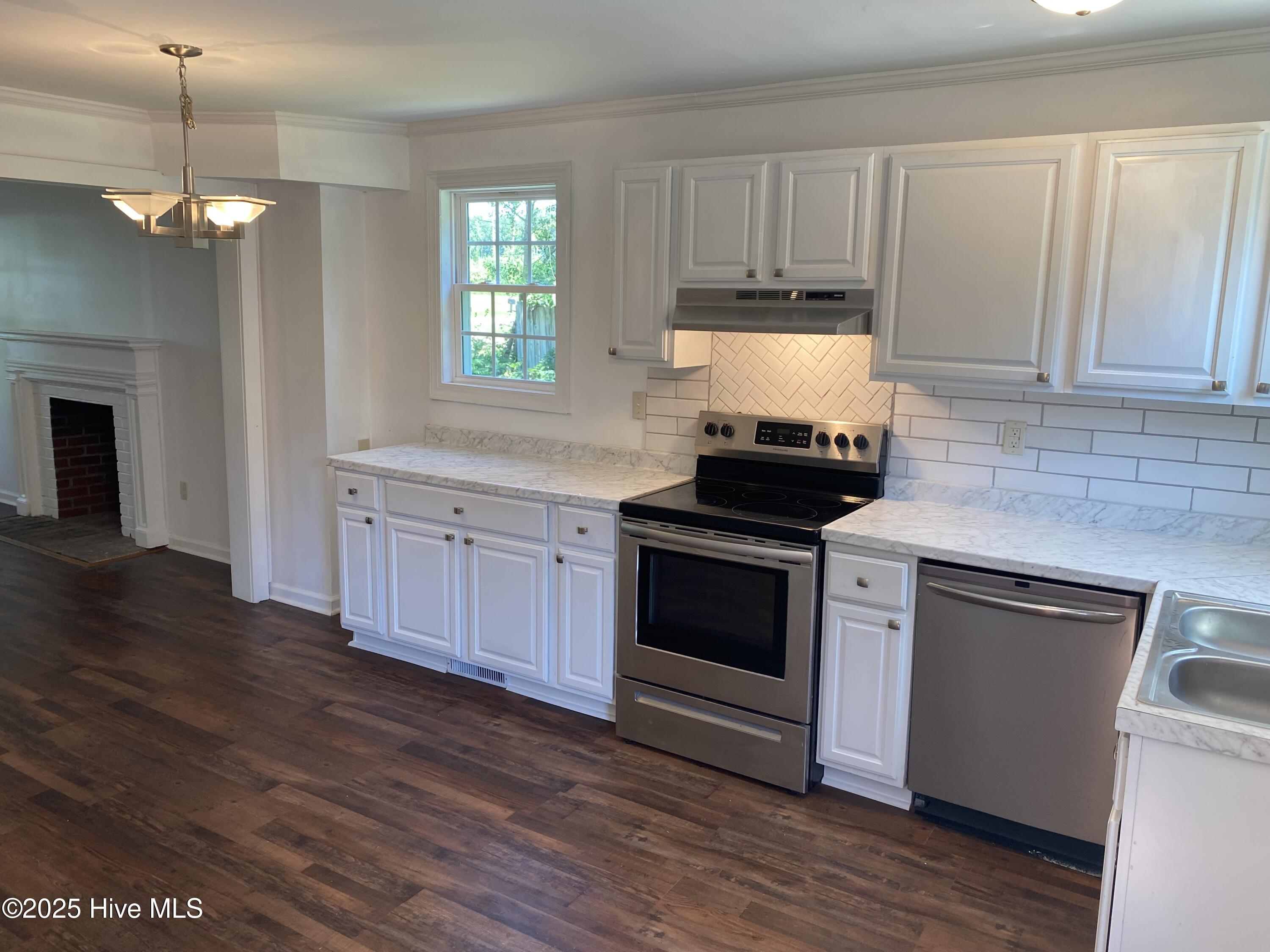 5937 Leonard Road Nashville, NC 27856 - Photo 8 of 32 IMG_2075