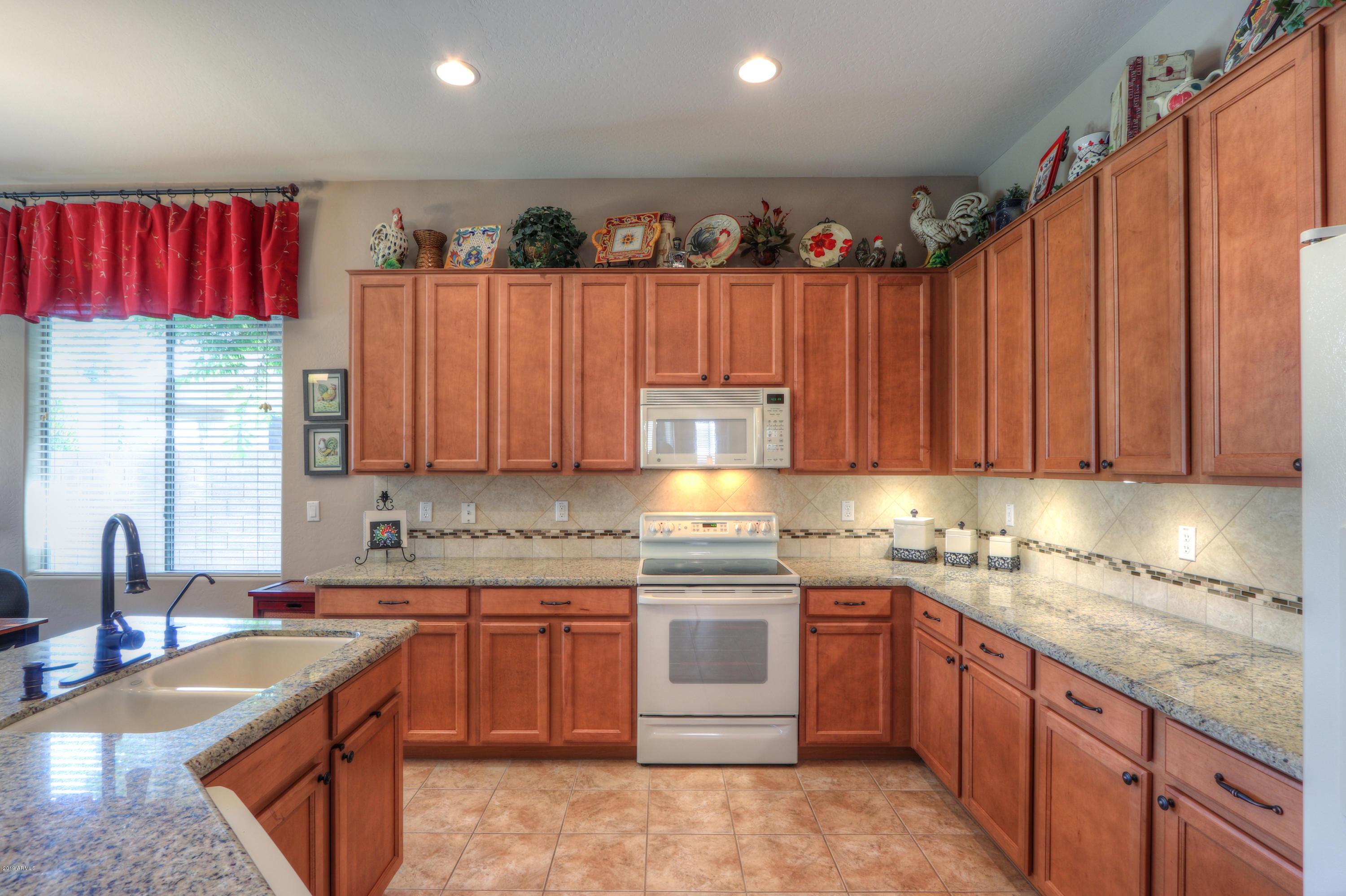 43157 West Venture Road Maricopa, AZ 85138 - Photo 8 of 54 08